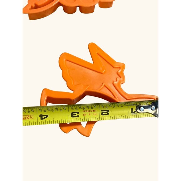 Dinosaur-Themed Cookie Cutter Set Plastic for Cookie Making or Play-Doh Fun - Picture 6 of 10